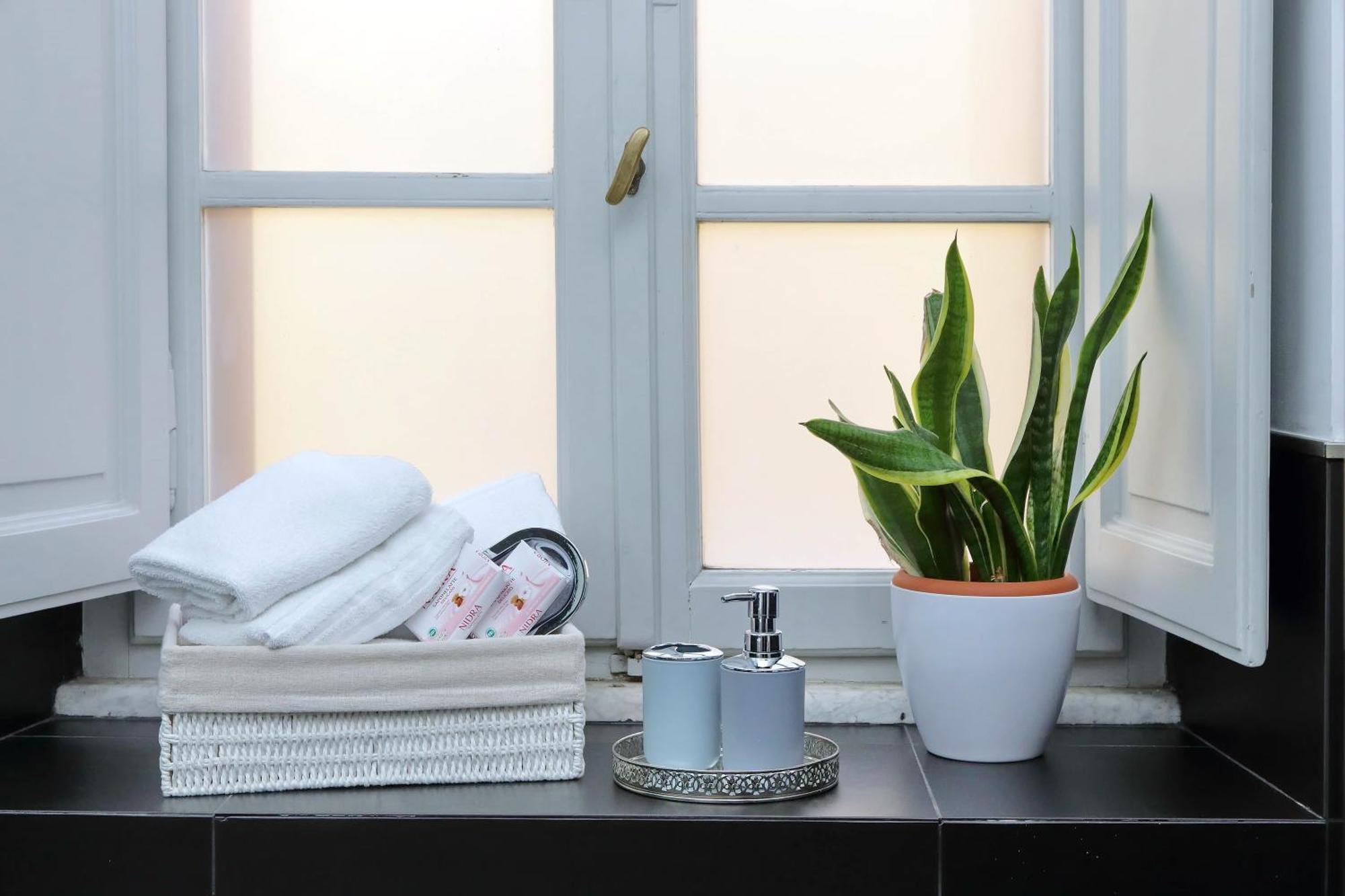 Luxury Apartment Vaticano-S'Peter Basilica - Netflix Wifi - Aircond Roma Dış mekan fotoğraf