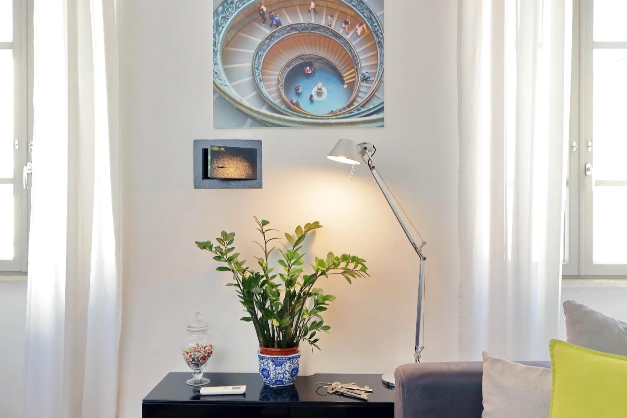 Luxury Apartment Vaticano-S'Peter Basilica - Netflix Wifi - Aircond Roma Dış mekan fotoğraf